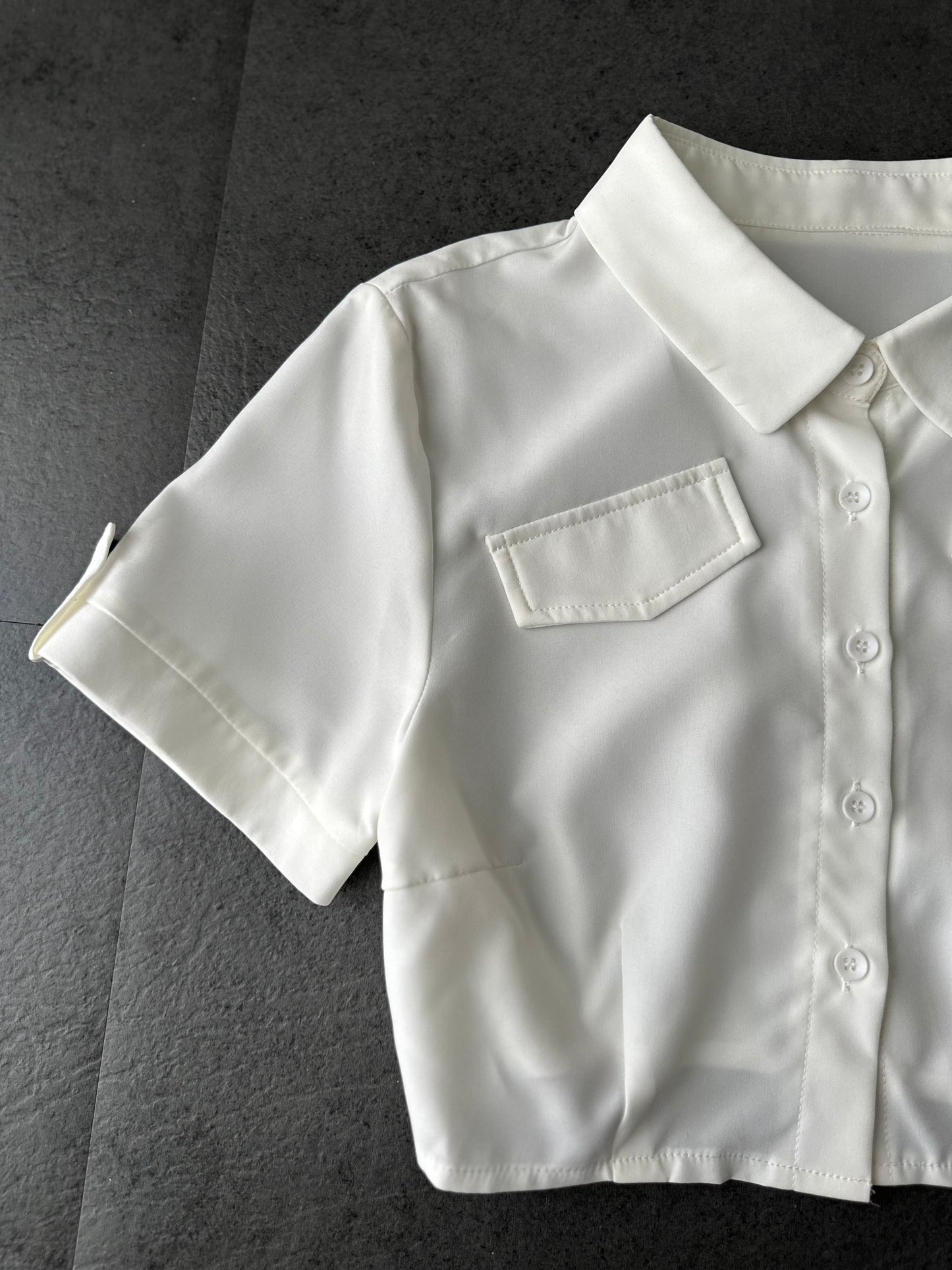 Camisa corta