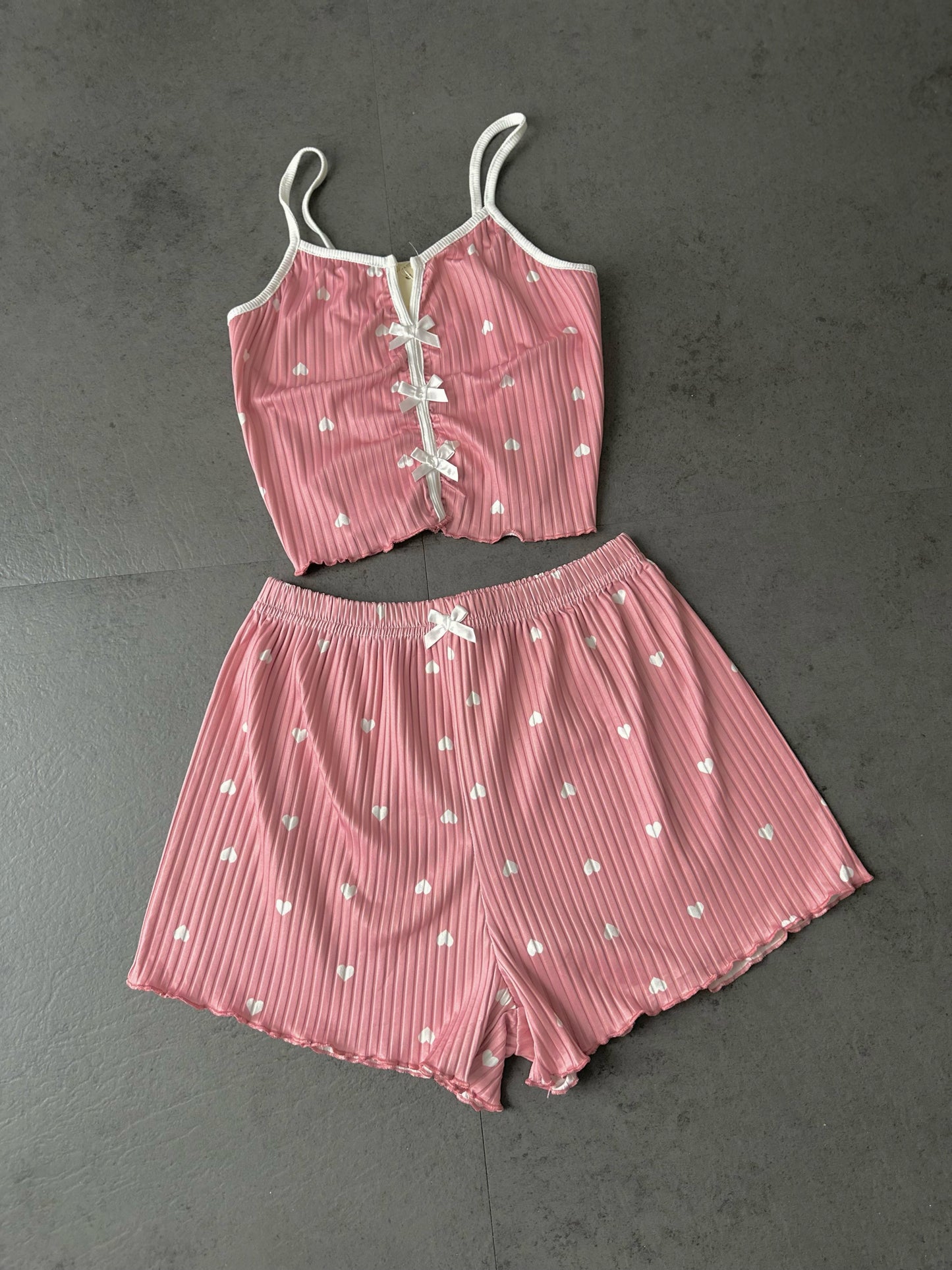 Pijamada estampado de corazones